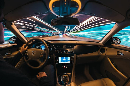 Tendenze della Guida Autonoma nel Settore Automobilistico: Il Futuro delle Auto Senza Conducente
